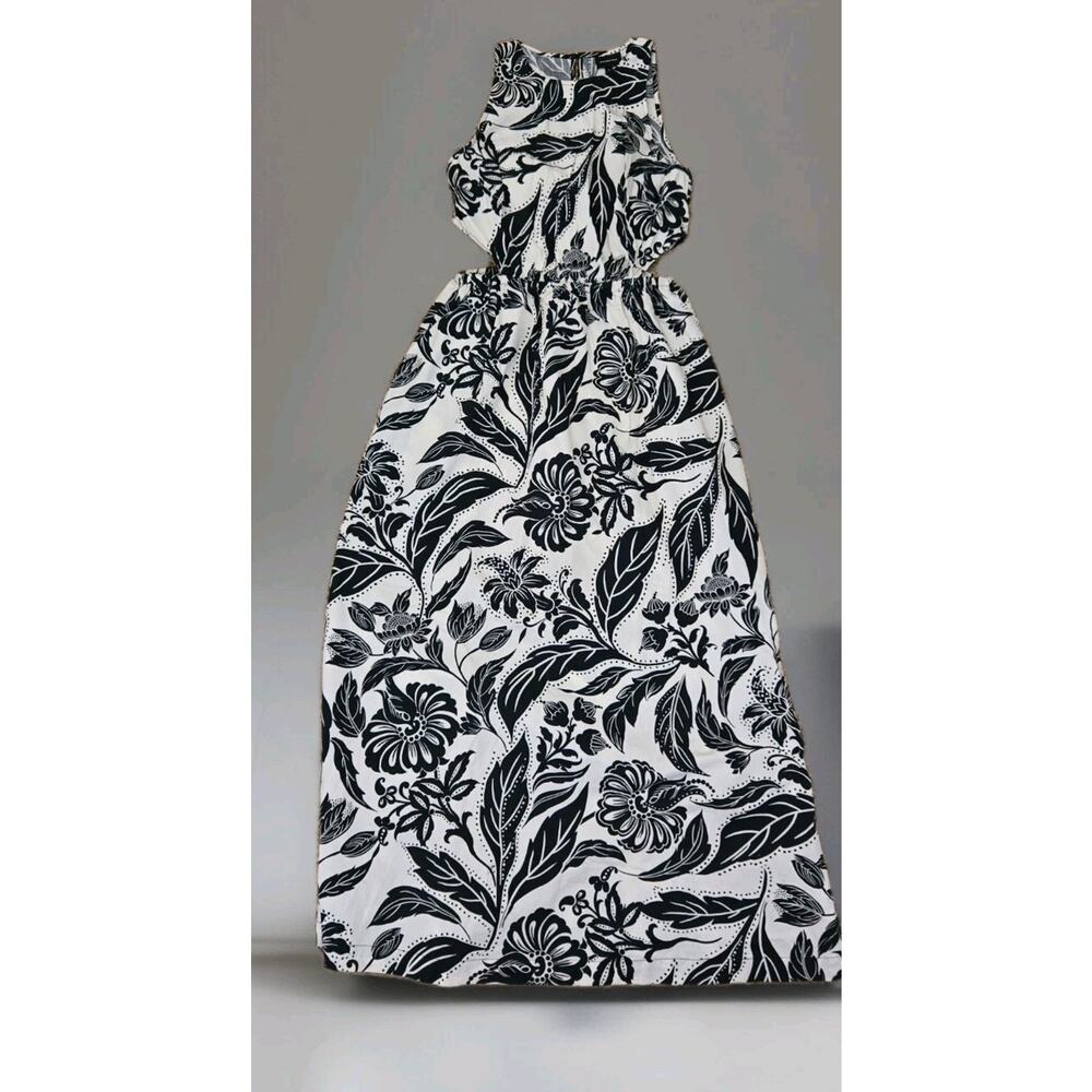 WHO WEAR WHAT Floral Cutout Maci Dress Black/White Size Small